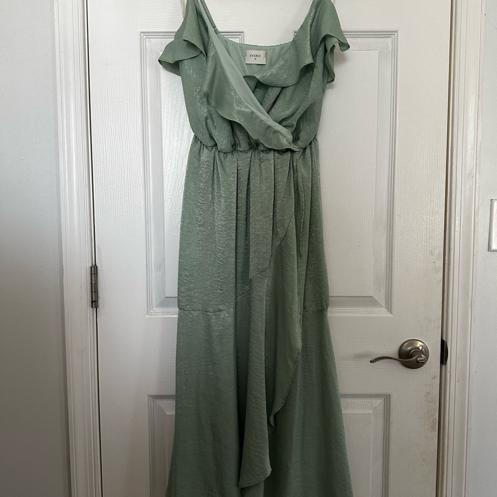 BNWOT ASOS Asymmetrical Green Dress with Ruffle Detail
